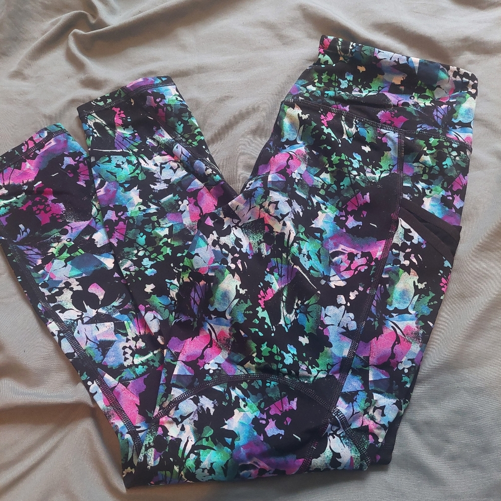 Fabletics motion leggings